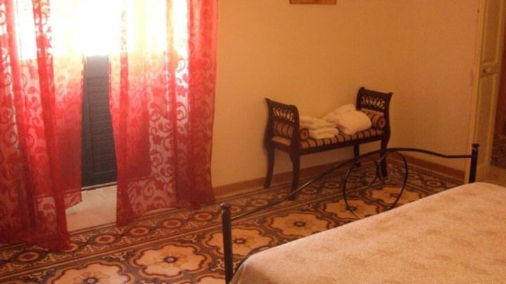 Bed and Breakfast Dimora Adamo Аллисте Номер фото